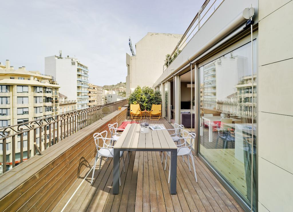 Apartamentos Alfonso X Alicante Szoba fotó